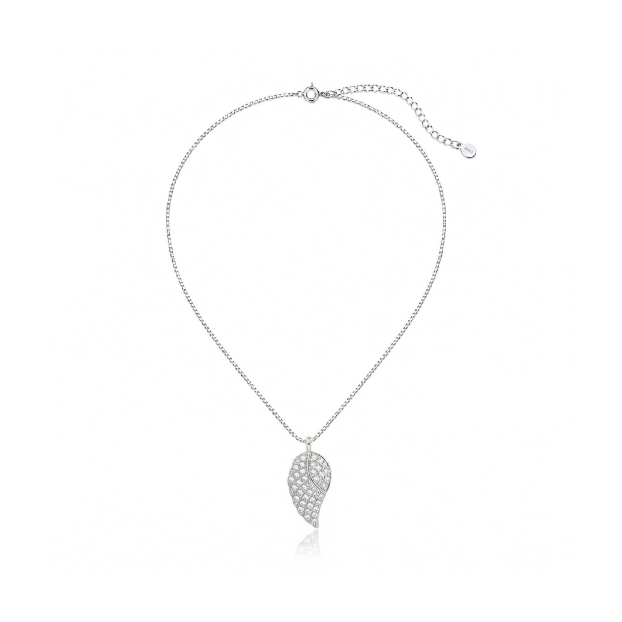 Lunévale Wing Necklace